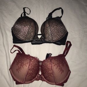 Two Victoria’s Secret bombshell bras